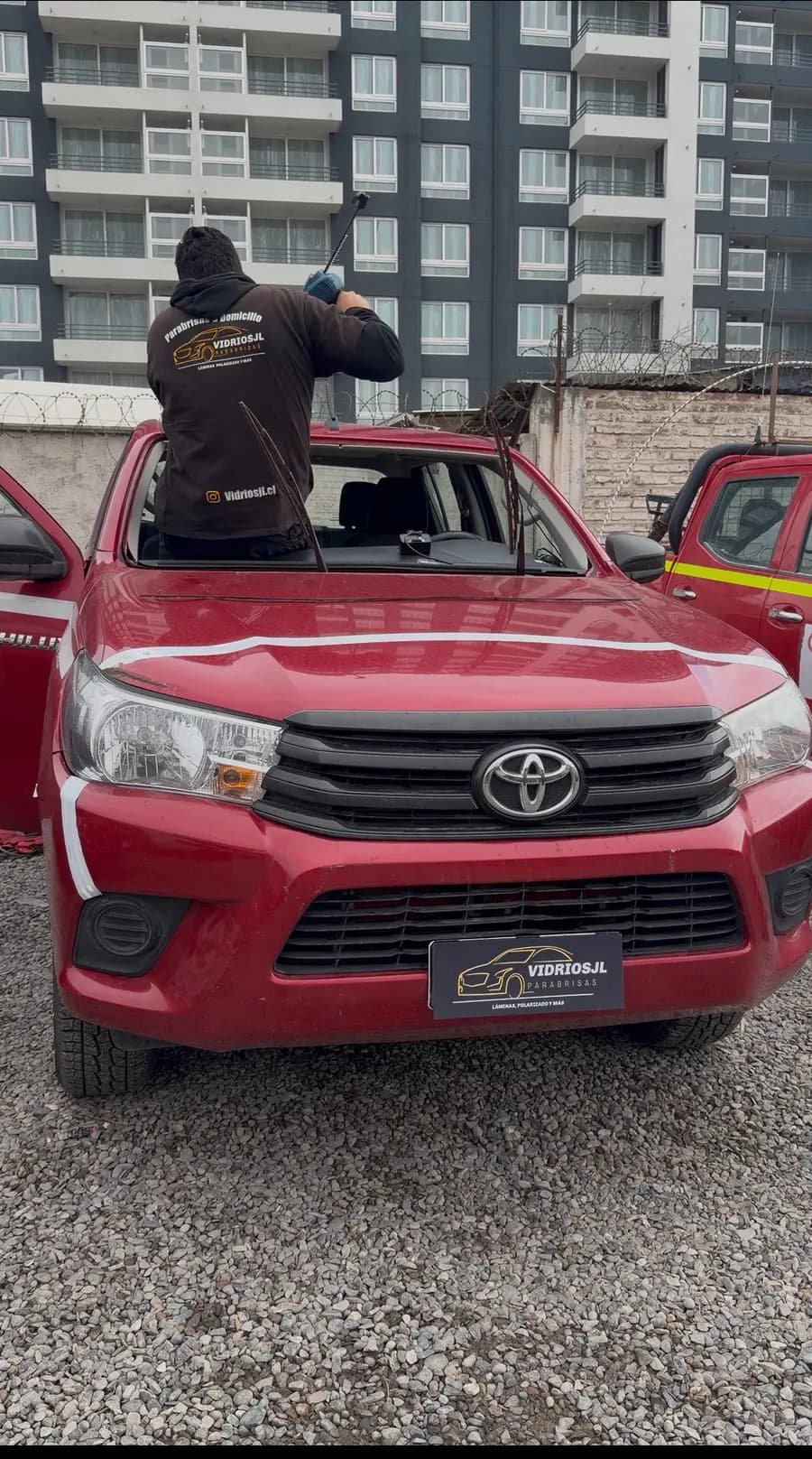Toyota Hilux — cambio de parabrisas